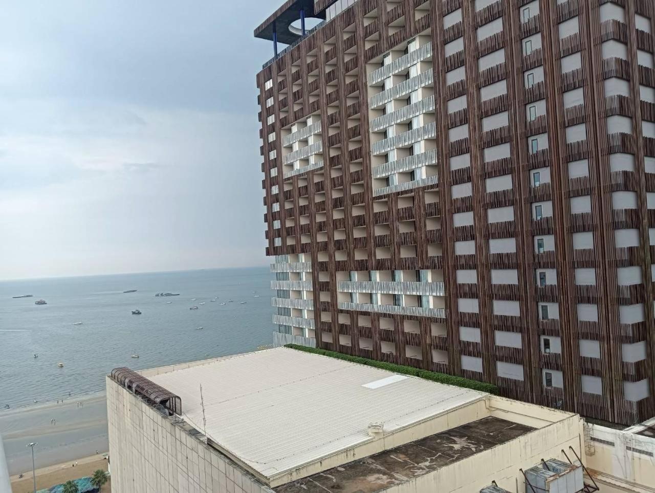 View Talay 6 Pattaya Beach By Anatolia Condo Suite Exterior photo
